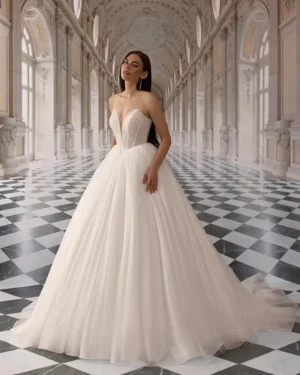 ΝΥΦΙΚΟ BREDLEY